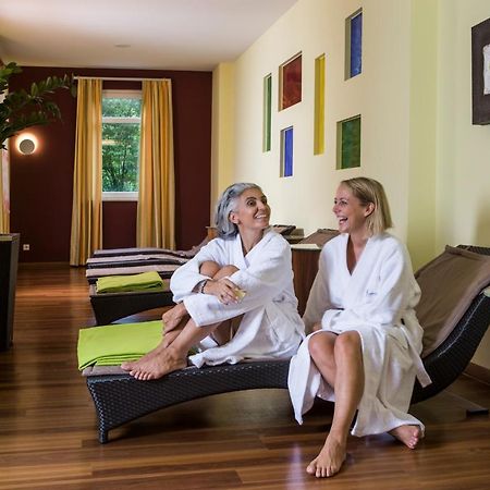 Johannesbad Hotel Phoenix Bad Fussing Bagian luar foto