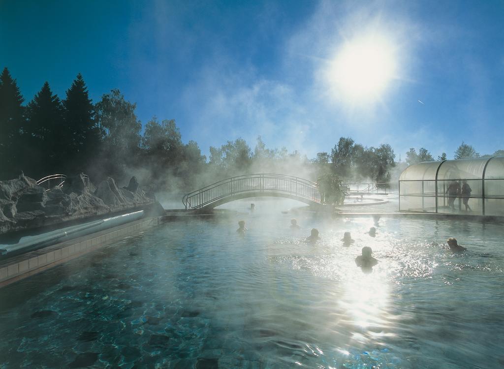 Johannesbad Hotel Phoenix Bad Fussing Bagian luar foto