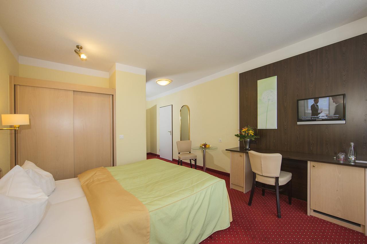 Johannesbad Hotel Phoenix Bad Fussing Bagian luar foto