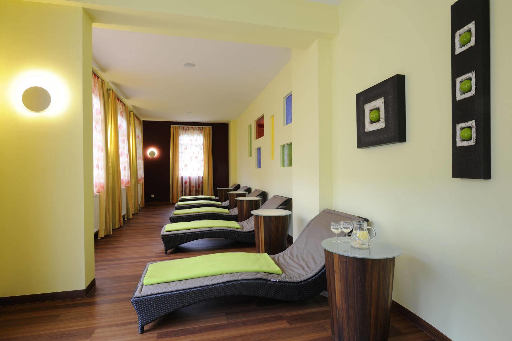 Johannesbad Hotel Phoenix Bad Fussing Bagian luar foto