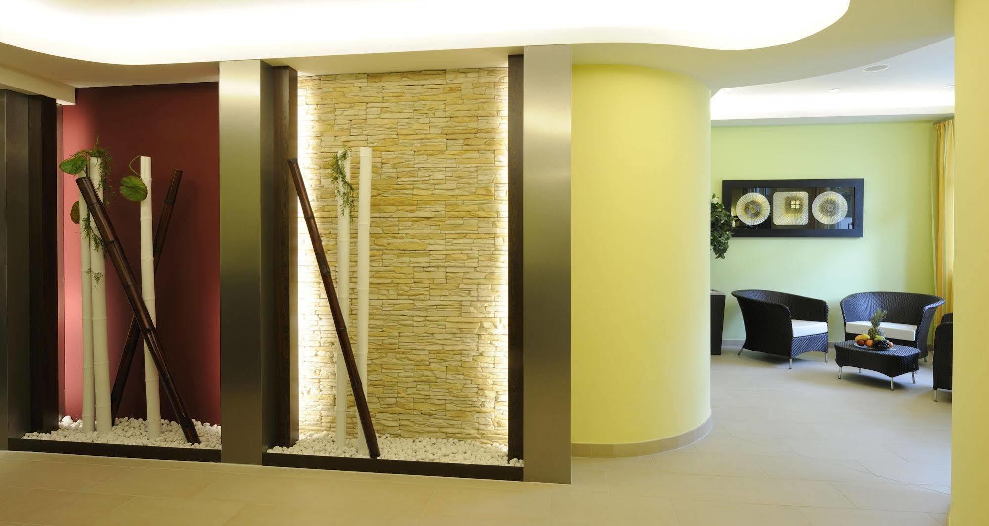 Johannesbad Hotel Phoenix Bad Fussing Bagian luar foto